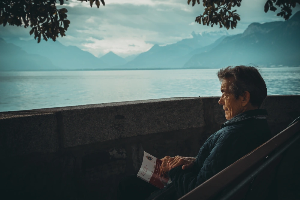 man enjoying quiet repose photo credit aaron-andrew-ang-jXMGrVYHpK0-unsplash